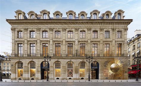 maison director louis vuitton